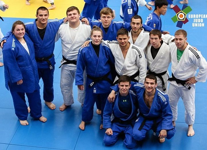 Юниоры с медалями в Лейбнице