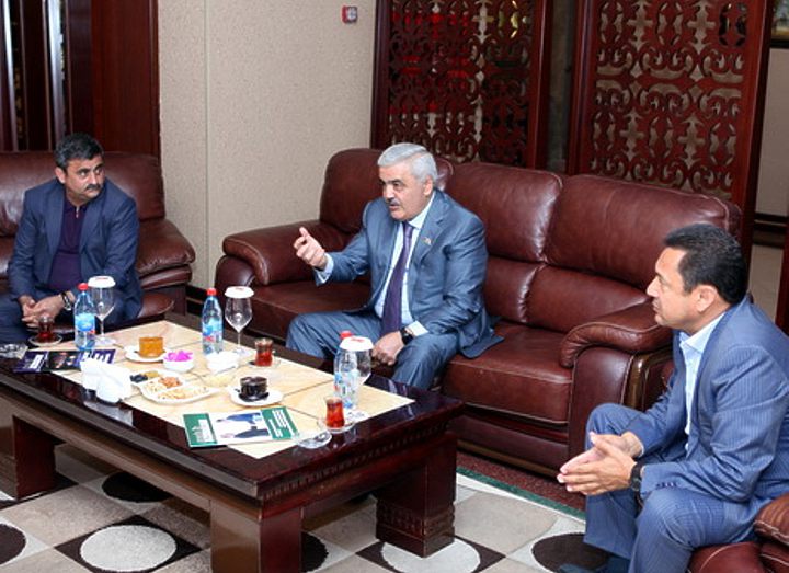 Ровнаг Абдуллаев принял сборную по дзюдо