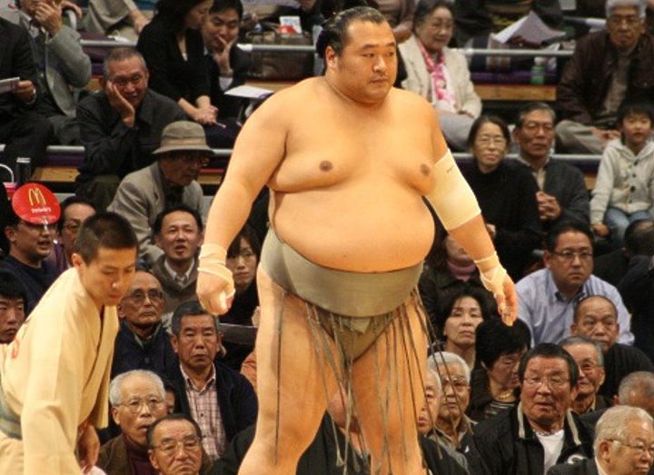 Тойоносима порвал ахиллесово сухожилие