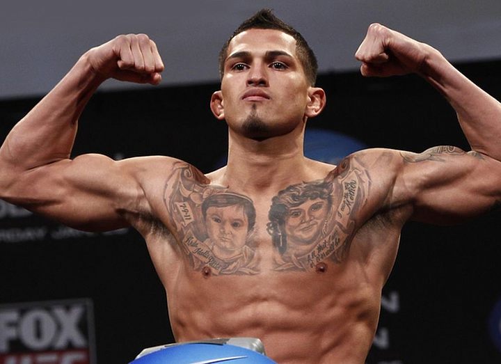 Энтони Петтис бросил вызов Майклу Джонсону