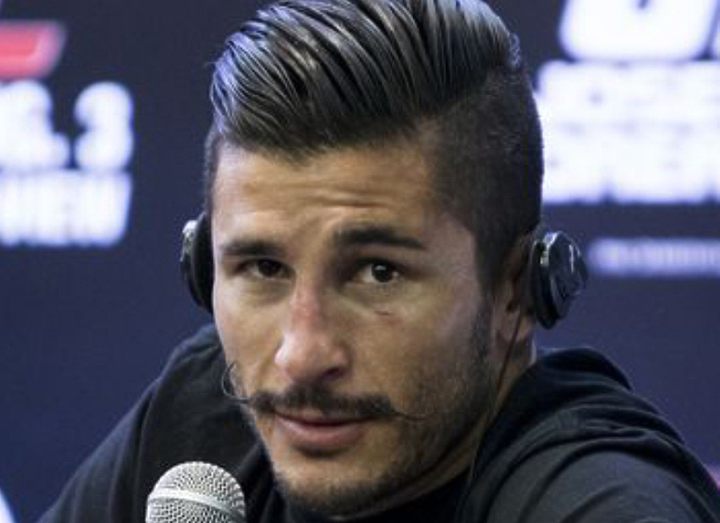 Йен МакКолл снят с турнира UFC 203