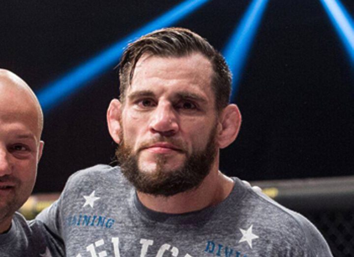 Джон Фитч против Джейка Шилдса на WSOF 34