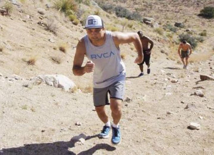 БИ ДЖЕЙ ПЕНН ТРАВМИРОВАН