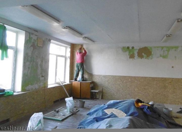 Ремонт борцовского зала завершается в школе села Красненькое