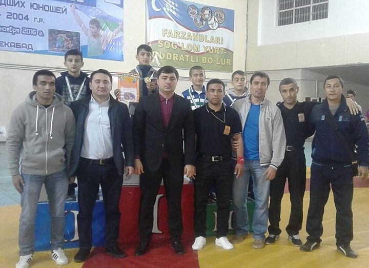 В БЕКАБАДЕ ПРОШЁЛ КУБОК РУЗ ПО ВОЛЬНОЙ БОРЬБЕ СРЕДИ МЛАДШИХ ЮНОШЕЙ