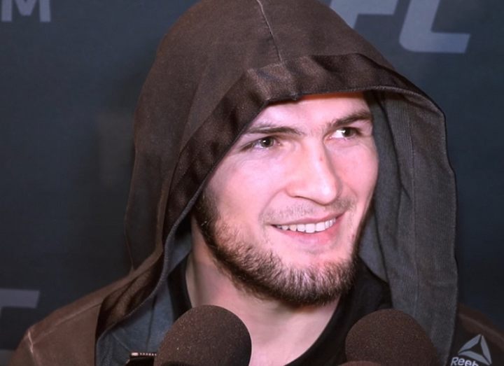 Хабиб Нурмагомедов: «Надеюсь на победу Альвареса»