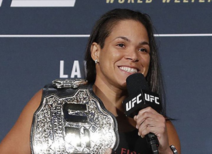 Аманда Нуньес: Я надеру Роузи задницу