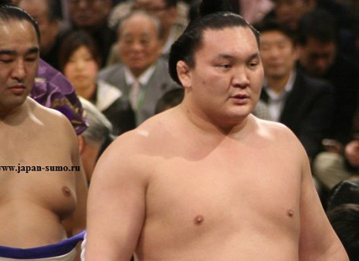 У Хакухо родилась третья дочь