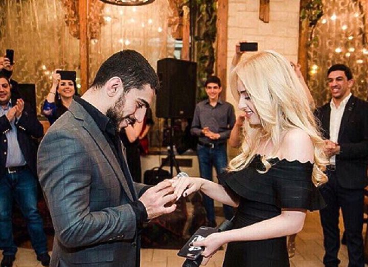 Мигран Арутюнян сделал предложение своей избраннице