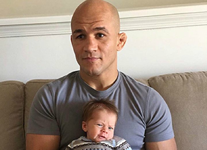 Джуниор дос Сантос: Меня мотивирует отцовство