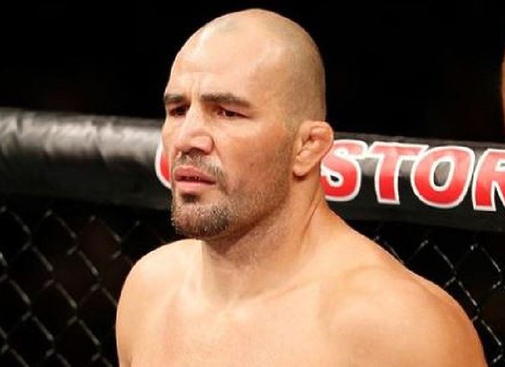 ГЛОВЕР ТЕЙШЕЙРА: «МАНУВА НЕ ЗАСЛУЖИЛ ТИТУЛЬНЫЙ БОЙ»