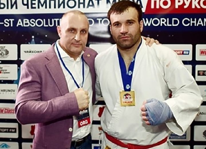 АЗАМАТ МУРЗАКАНОВ ПОДПИСАН В UFC
