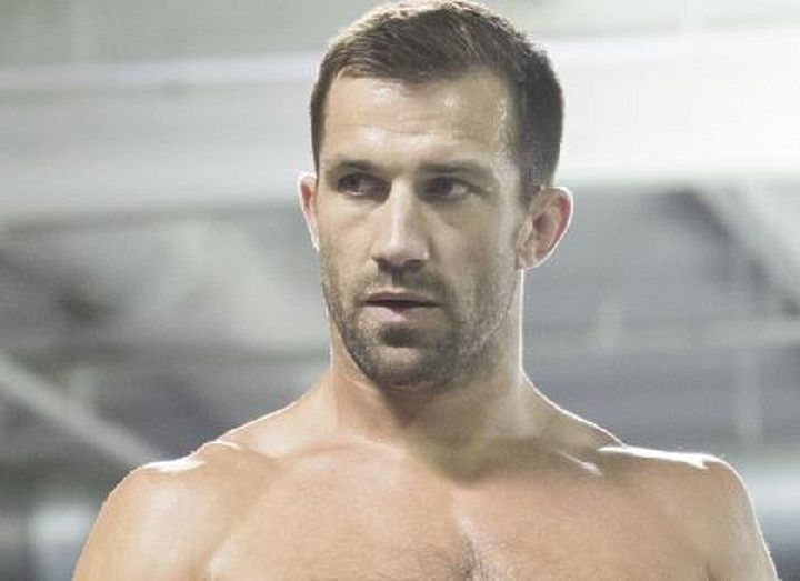 РОКХОЛД — УАЙТУ: «ДУМАЙ, ПРЕЖДЕ ЧЕМ ОТКРЫВАТЬ РОТ»