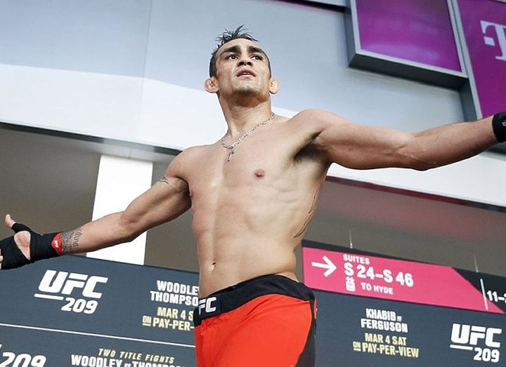 Тони Фергюсон Хабибу Нурмагомедову: «Баба Яга идет за тобой!»