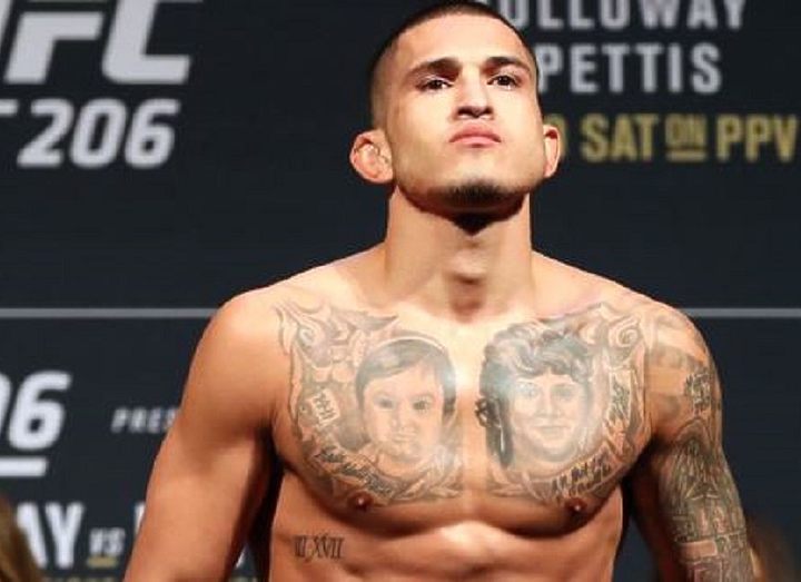 ЭНТОНИ ПЕТТИС БОЛЬШЕ НЕ ГОНИТСЯ ЗА ТИТУЛОМ