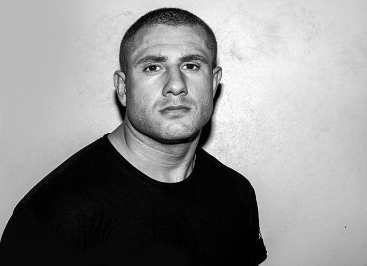 Гокхан Саки подписан в UFC