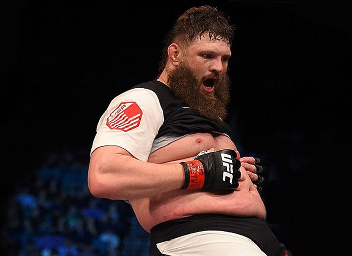 Рой Нельсон подписан в Bellator