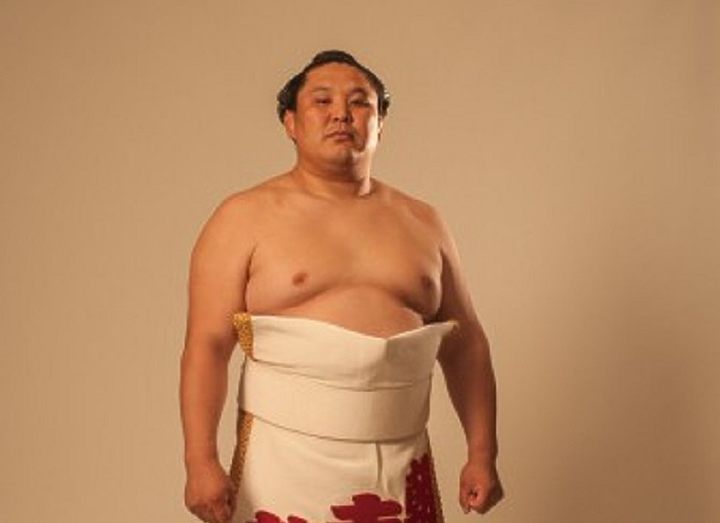 Асасэкирю перешел на тренерскую работу