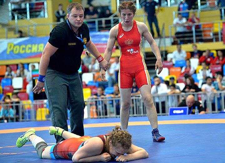 На чемпионате России пока без неожиданностей