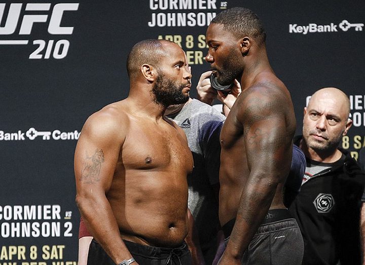 Даниэль Кормье и Энтони Джонсон устроили публичное выяснение отношений