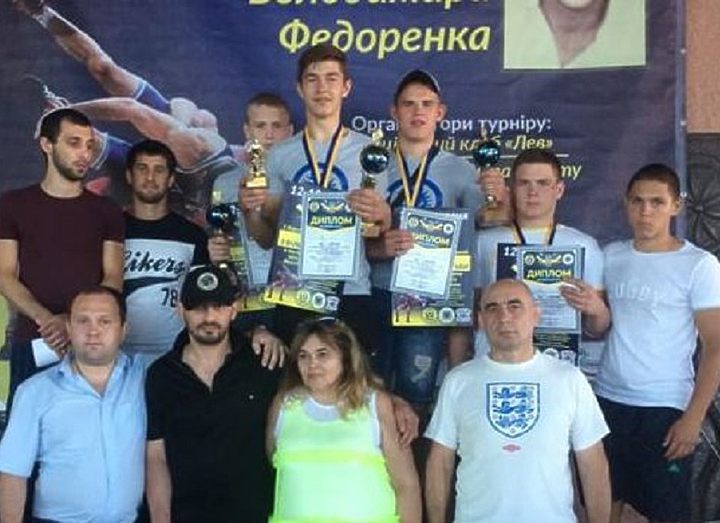 Запорожские борцы отличились на всеукраинском турнире в Бердянске